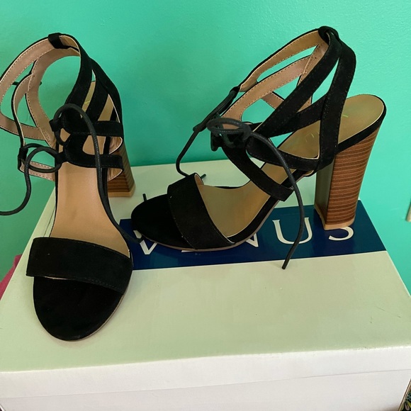 Women’s shoes - Picture 6 of 7